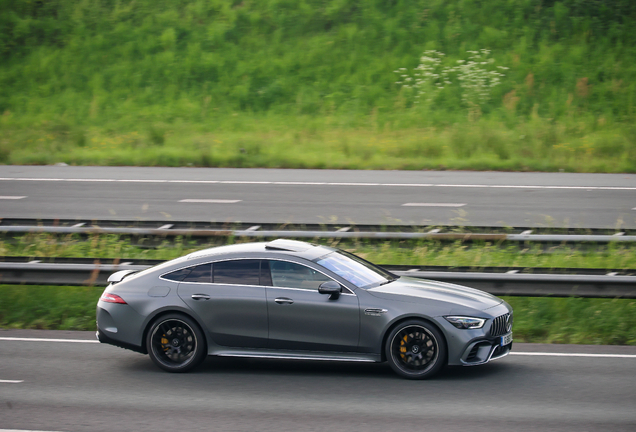 Mercedes-AMG GT 63 S X290