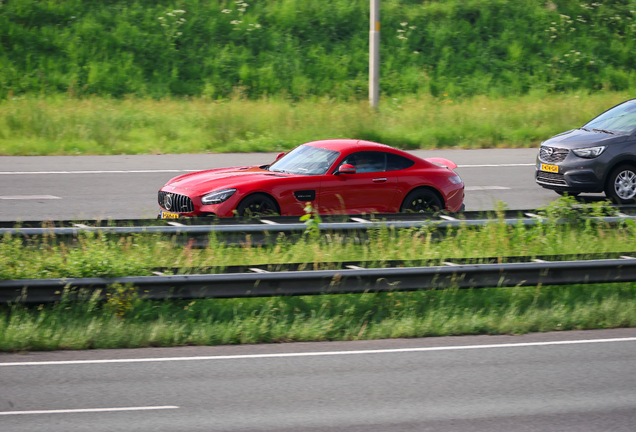 Mercedes-AMG GT C190 2019