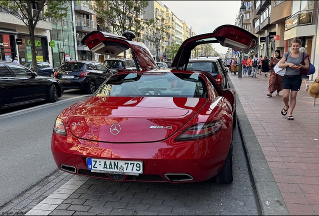 Mercedes-Benz SLS AMG