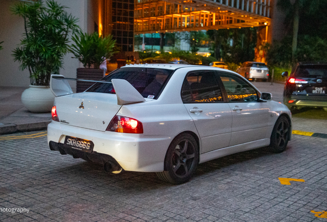 Mitsubishi Lancer Evolution IX