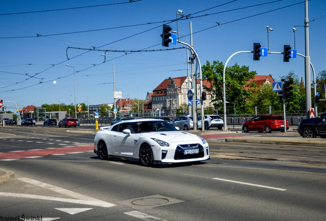 Nissan GT-R 2017