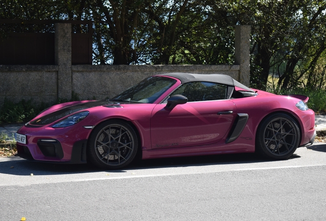 Porsche 718 Spyder RS Weissach Package