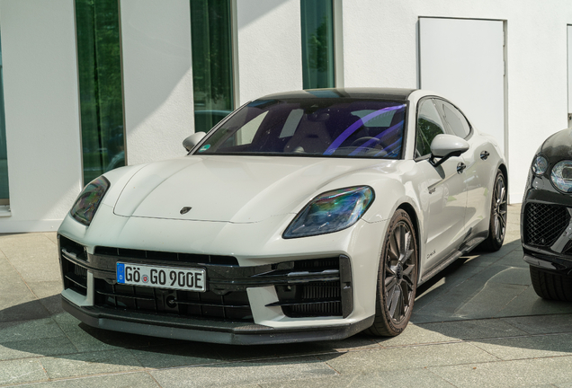 Porsche 972 Panamera Turbo S E-Hybrid