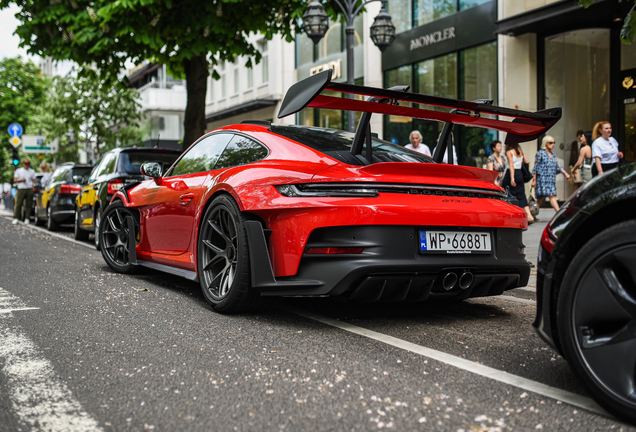 Porsche 992 GT3 RS MkI Weissach Package
