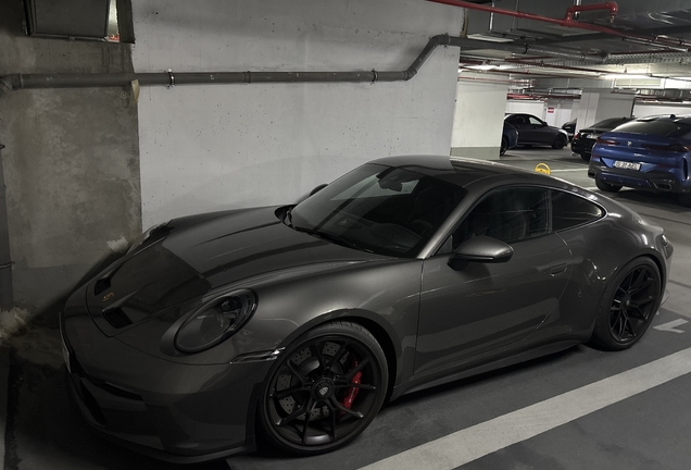 Porsche 992 GT3 Touring
