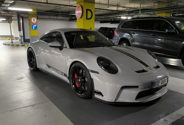Porsche 992 GT3 Touring