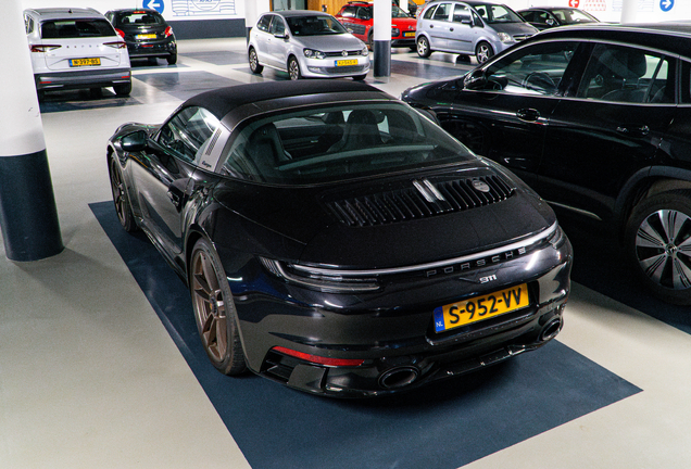 Porsche 992 Targa 4 GTS Edition 50 Years Porsche Design