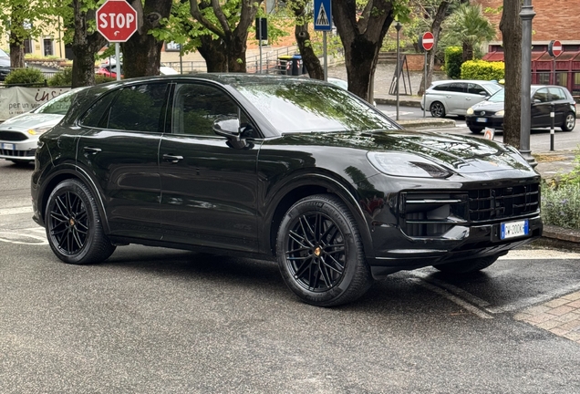 Porsche 9YA Cayenne GTS MkII