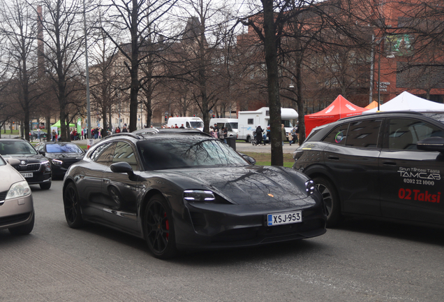Porsche Taycan GTS Sport Turismo