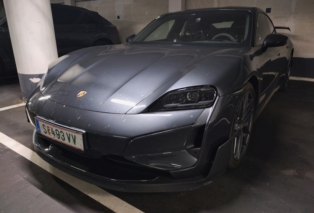 Porsche Taycan Turbo GT Weissach Package