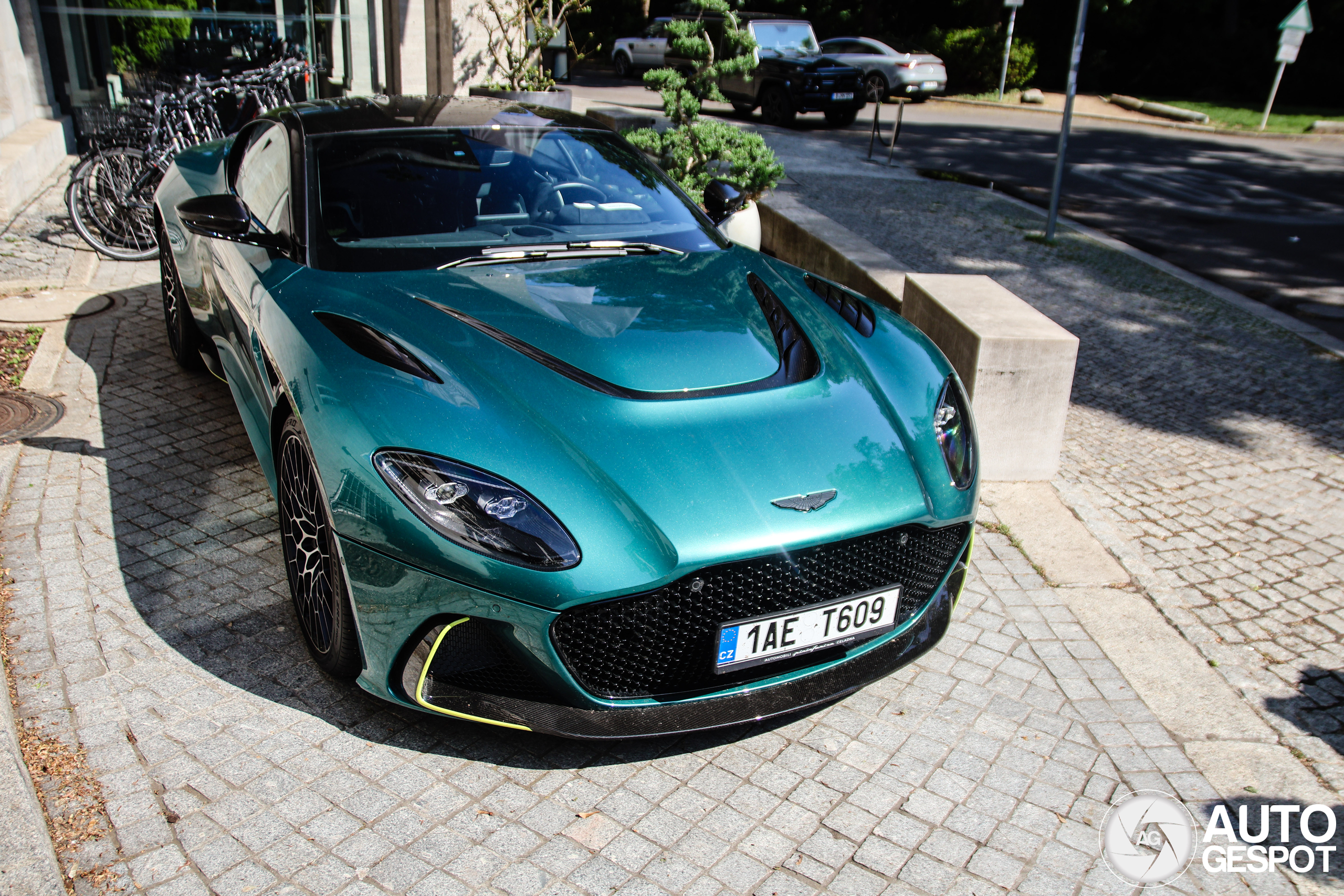 Aston Martin DBS 770 Ultimate
