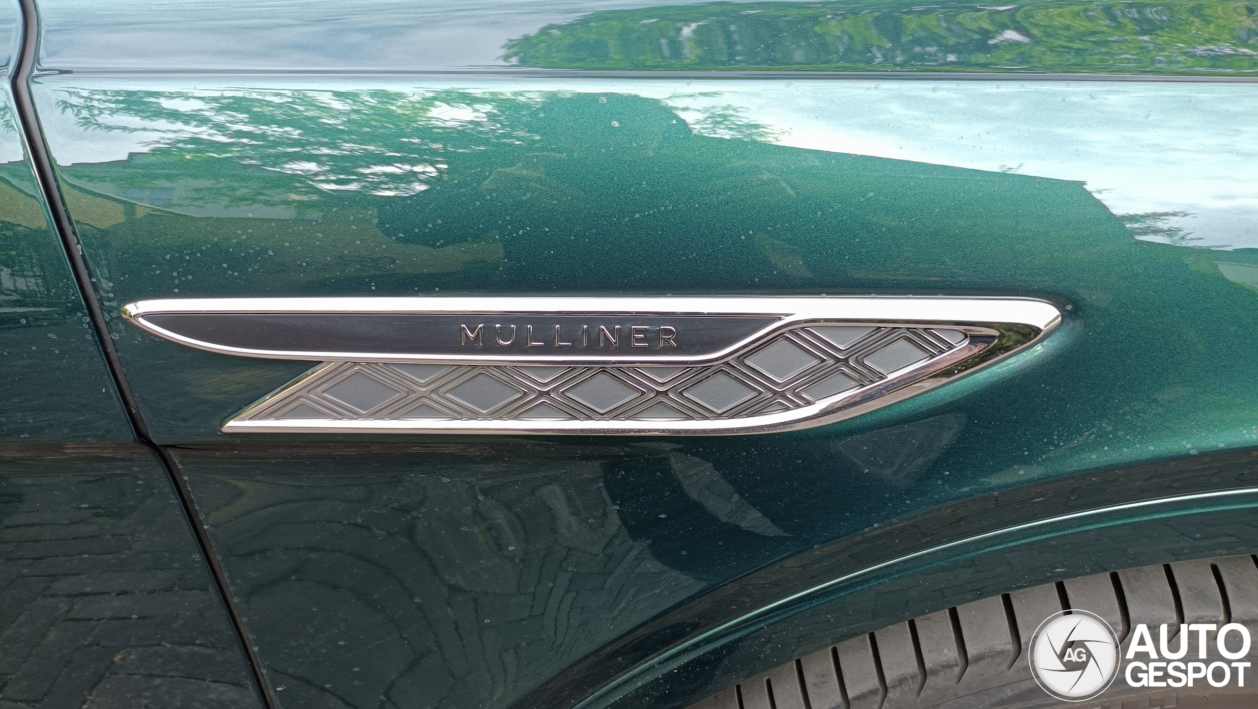 Bentley Bentayga EWB Mulliner