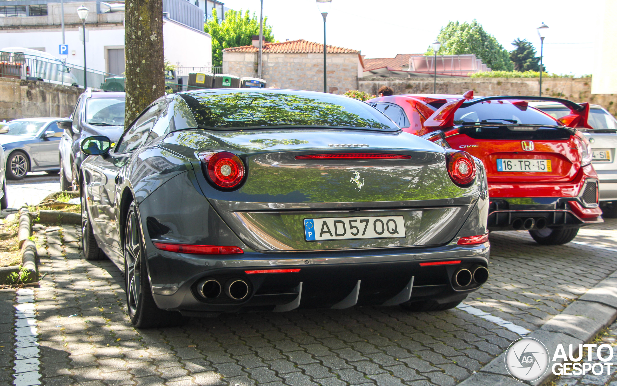 Ferrari California T