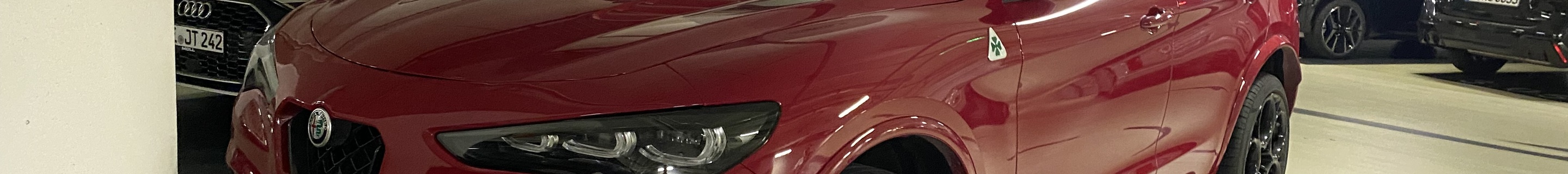 Alfa Romeo Stelvio Quadrifoglio 2023