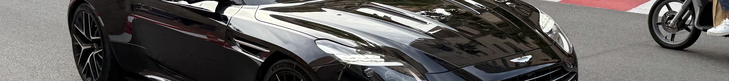 Aston Martin DB12 Volante