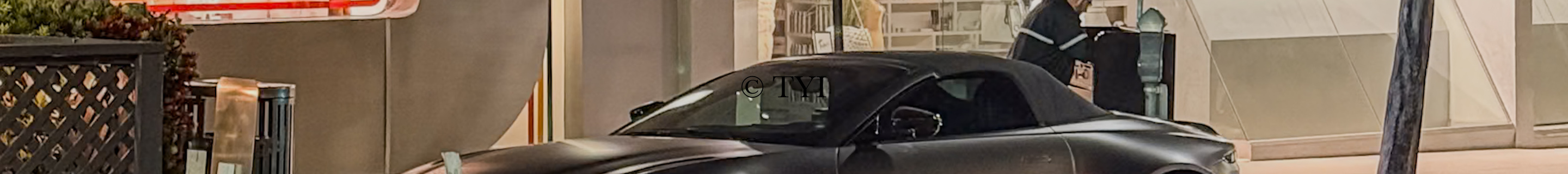 Aston Martin V8 Vantage Roadster 2020