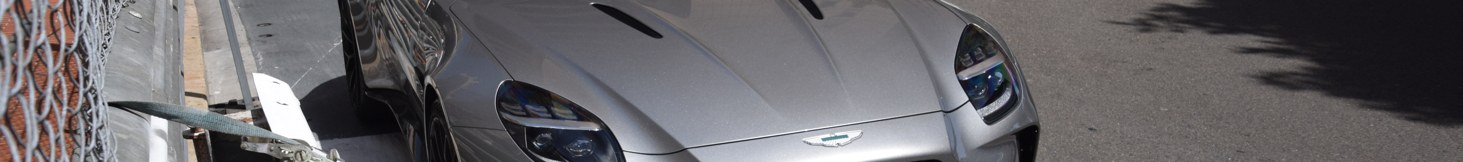 Aston Martin Vantage 2024