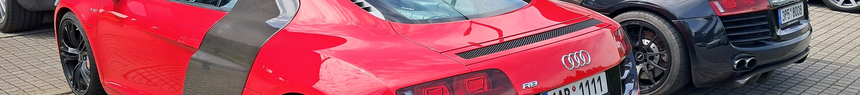 Audi R8 V10