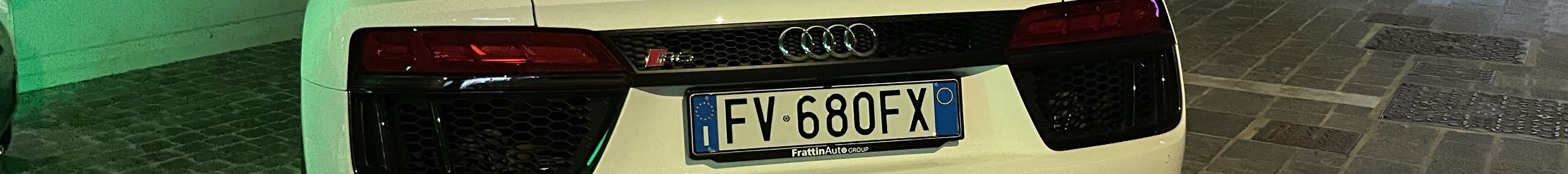 Audi R8 V10 Spyder 2016