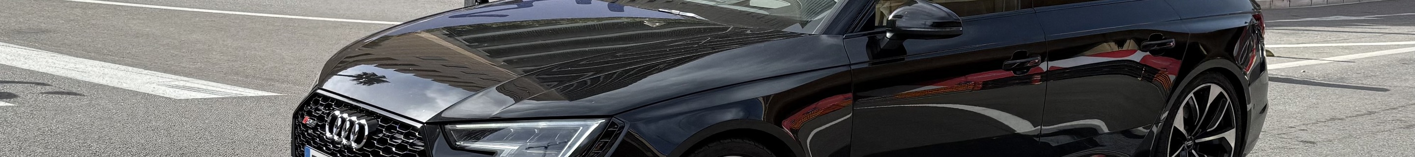 Audi RS4 Avant B9