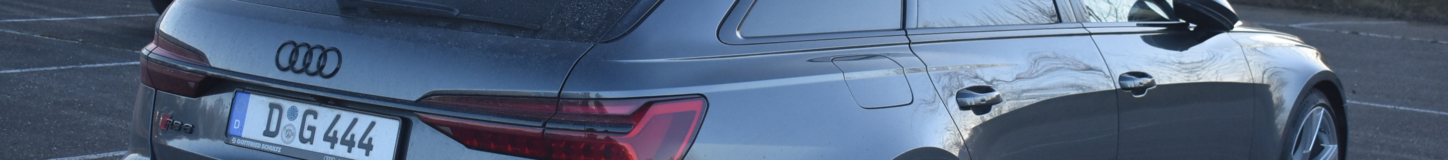 Audi RS6 Avant C8