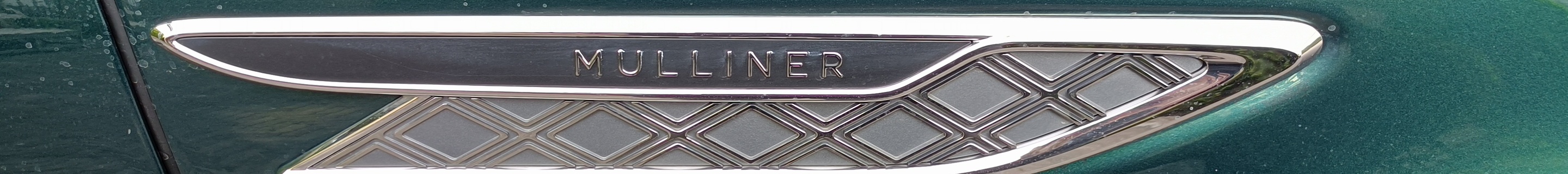 Bentley Bentayga EWB Mulliner