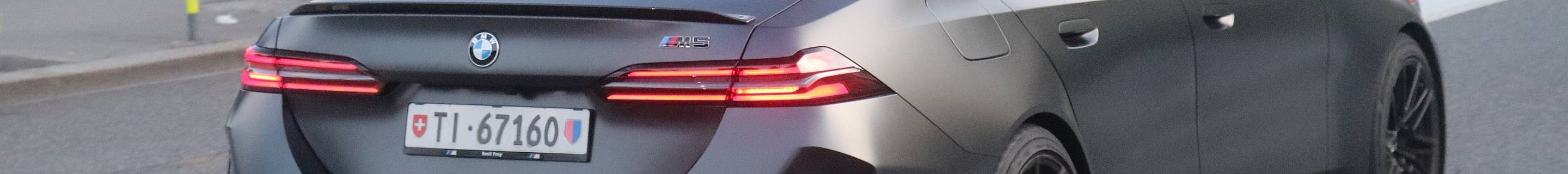 BMW M5 G90