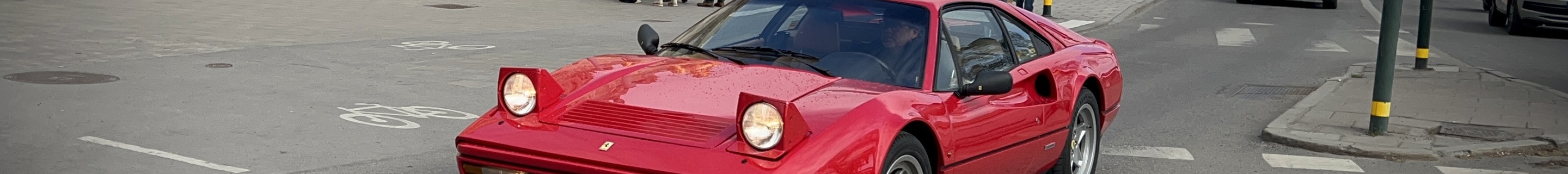 Ferrari 328 GTB