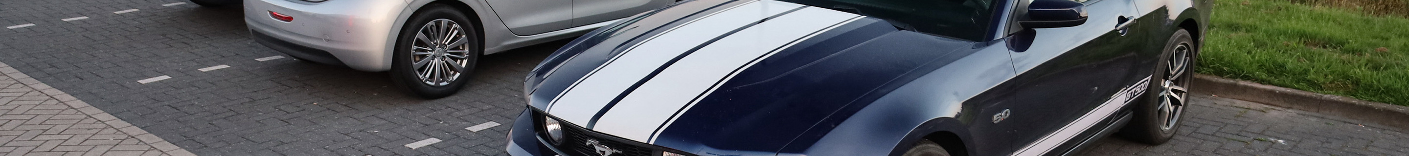 Ford Mustang GT Convertible 2011