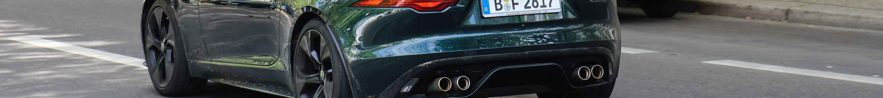 Jaguar F-TYPE P450 75 Convertible