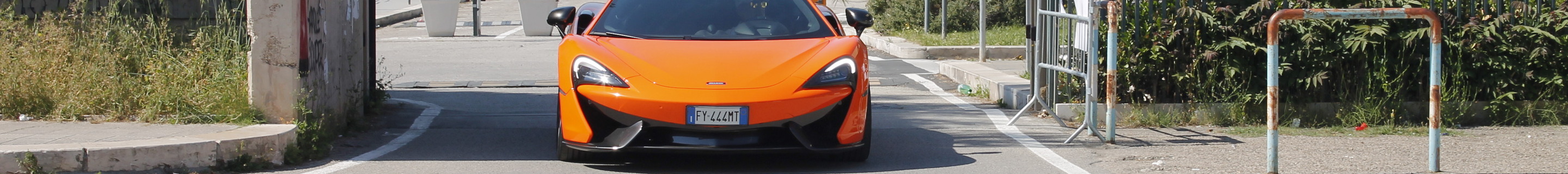 McLaren 570GT