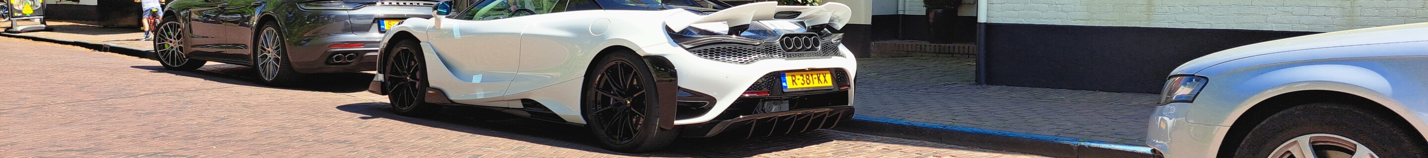 McLaren 765LT Spider