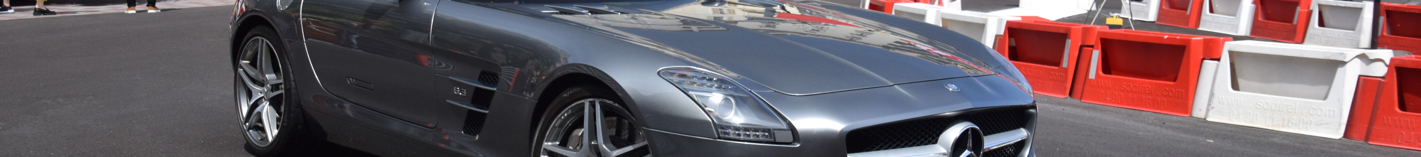 Mercedes-Benz SLS AMG