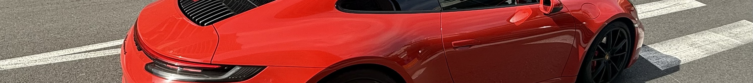 Porsche 992 Carrera 4S