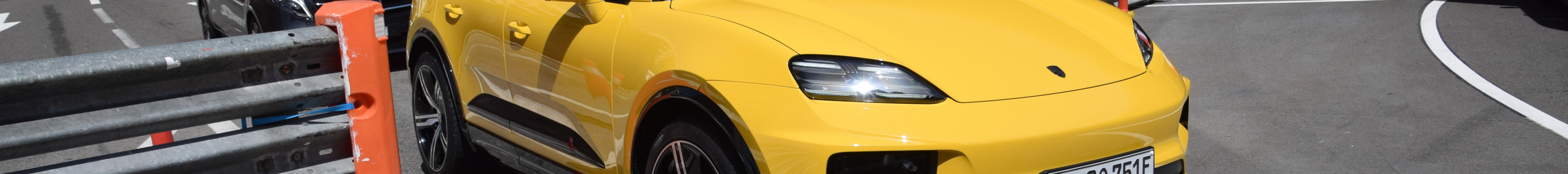 Porsche Macan EV Turbo