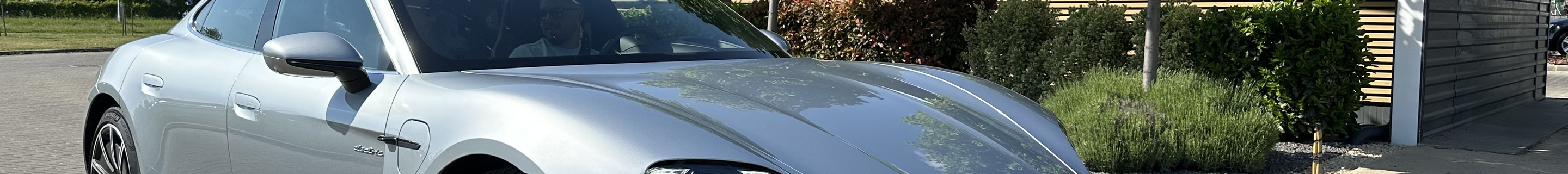 Porsche Taycan Turbo