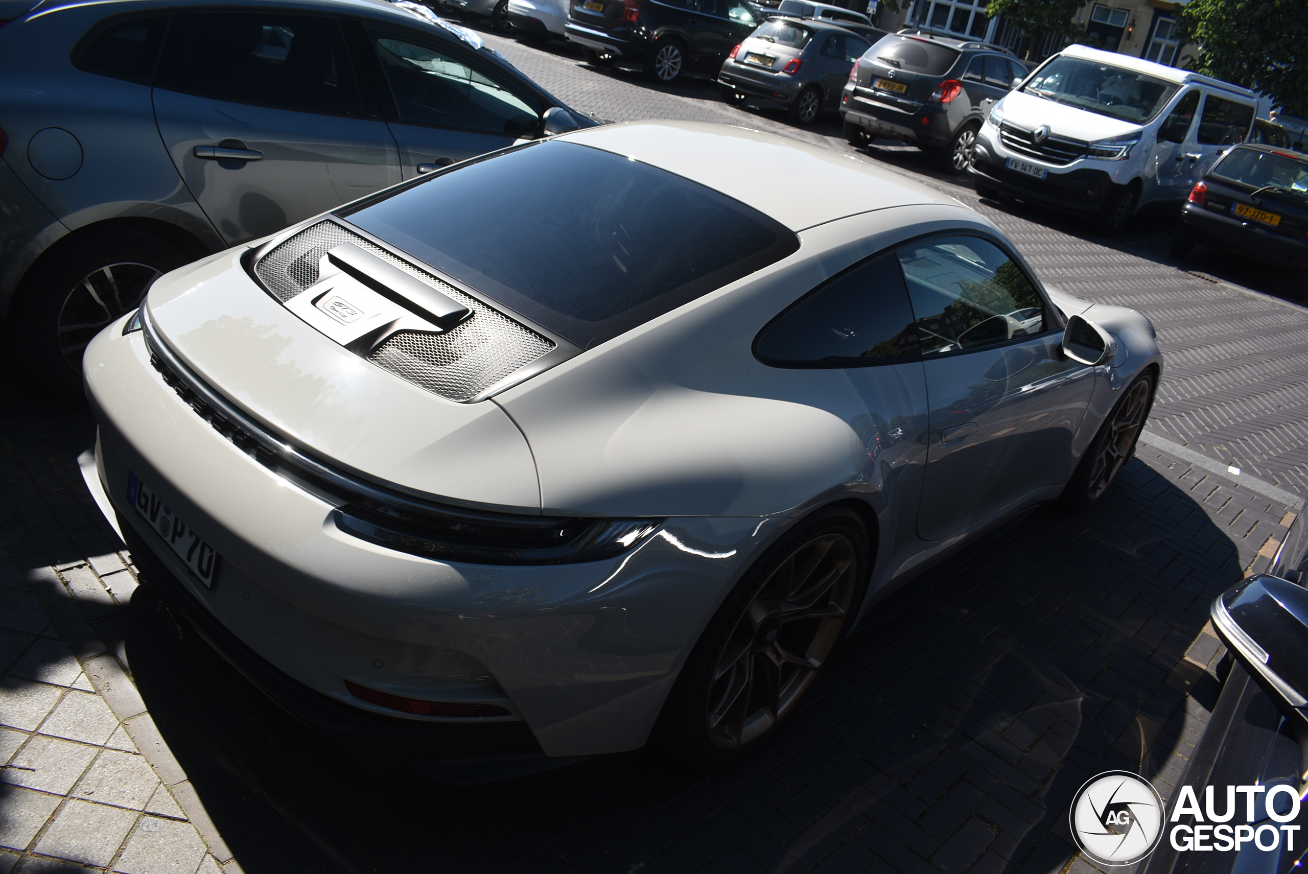 Porsche 992 GT3 Touring