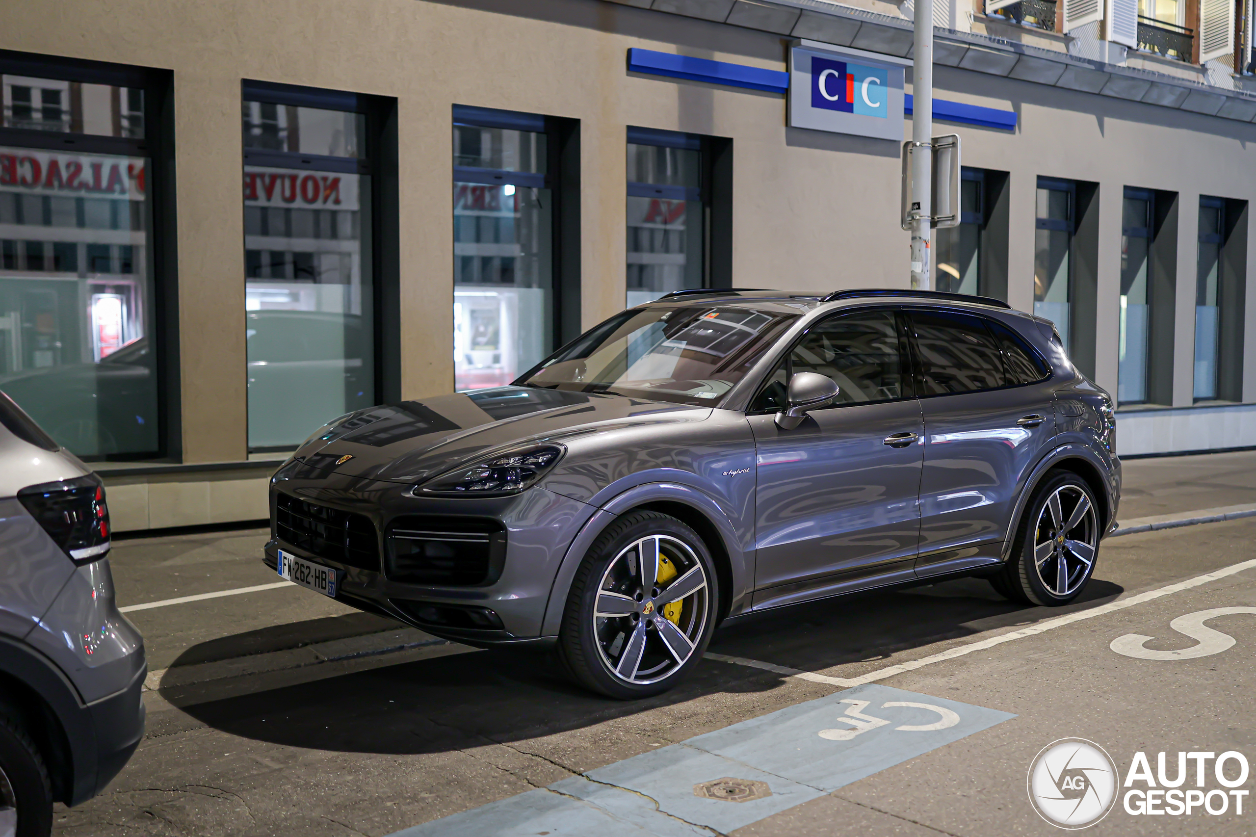 Porsche Cayenne Turbo S E-Hybrid