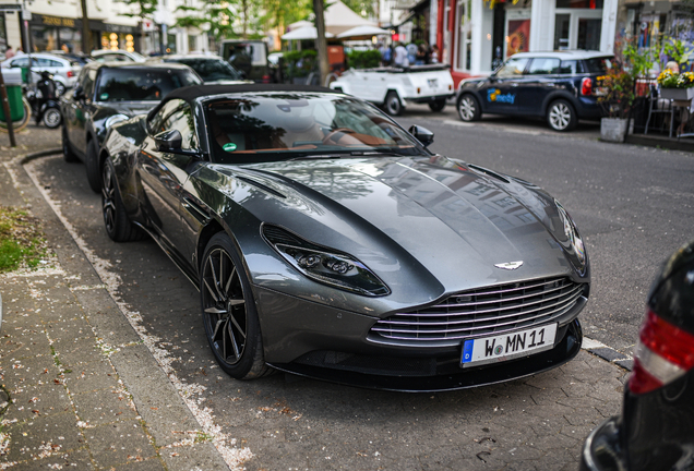Aston Martin DB11 V8 Volante