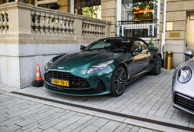 Aston Martin DB12 Volante