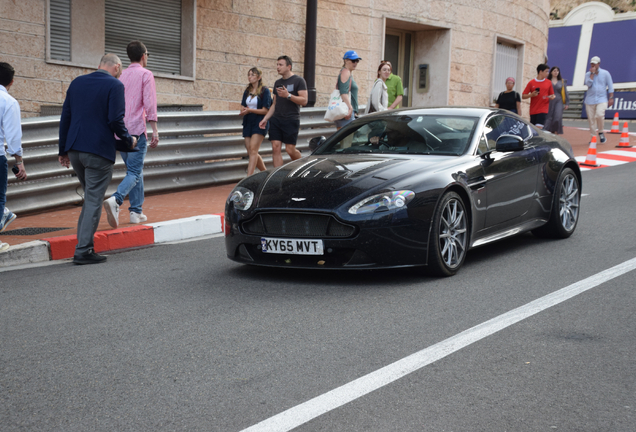 Aston Martin V12 Vantage S