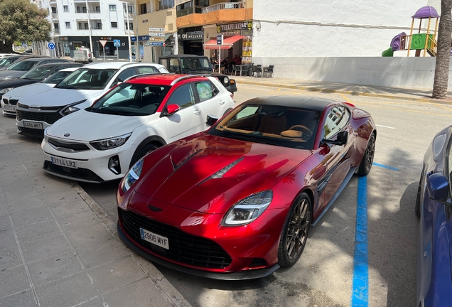 Aston Martin Vanquish 2025
