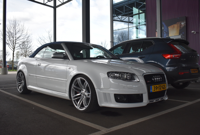 Audi RS4 Cabriolet