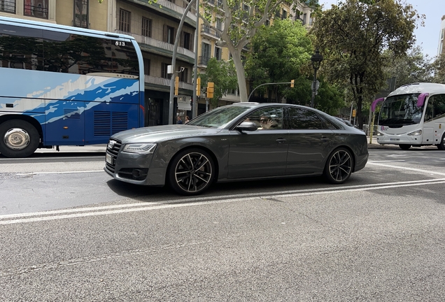 Audi S8 D4 Plus