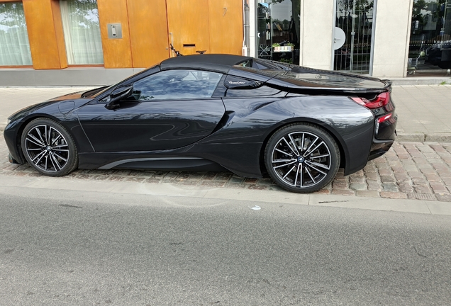 BMW i8 Roadster