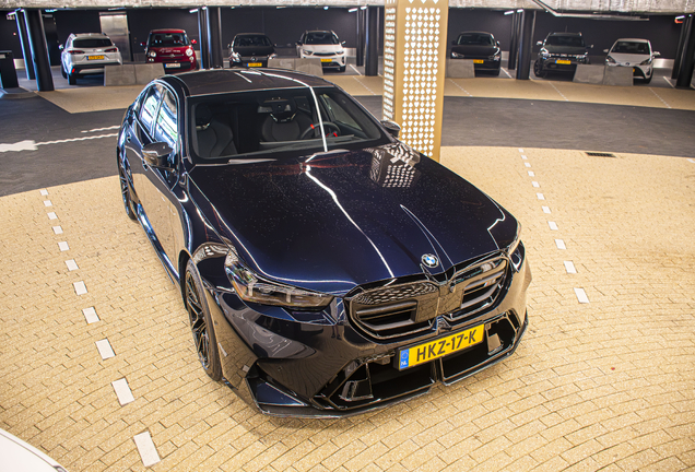 BMW M5 G90