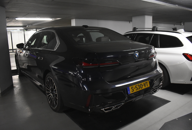 BMW M760e xDrive