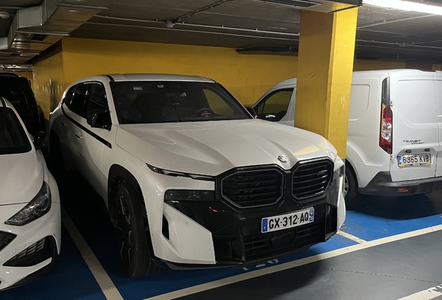 BMW XM G09