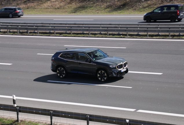 BMW XM G09