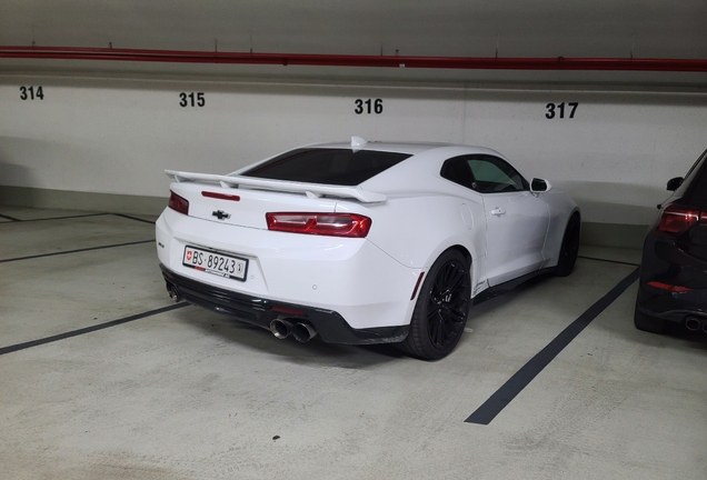 Chevrolet Camaro ZL1 2016